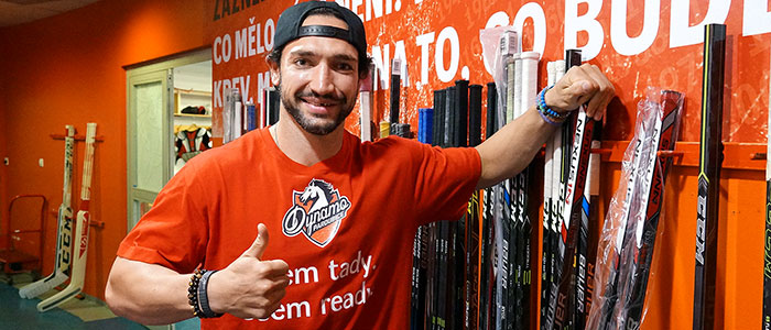 Obranu Dynama vyztuží americký zadák Nicholas Schaus