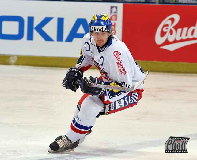 Objev tto sezony: Ji Cetkovsk. Bhem tohoto ronku se vypracoval mezi nejplatnj hokejisty HC Moeller Pardubice.